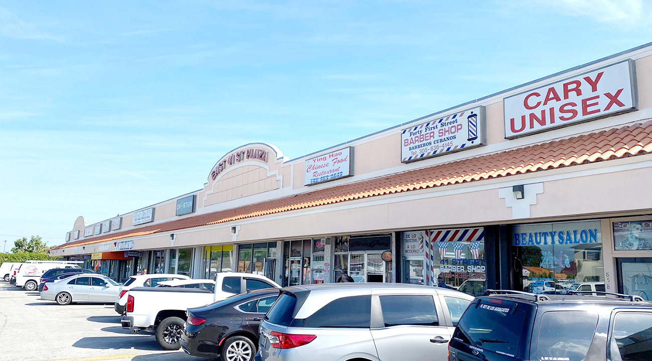 E2 Hialeah Retail strip shopping plaza exterior